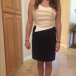 Laundry Beautiful black and Cream Strapless Dress